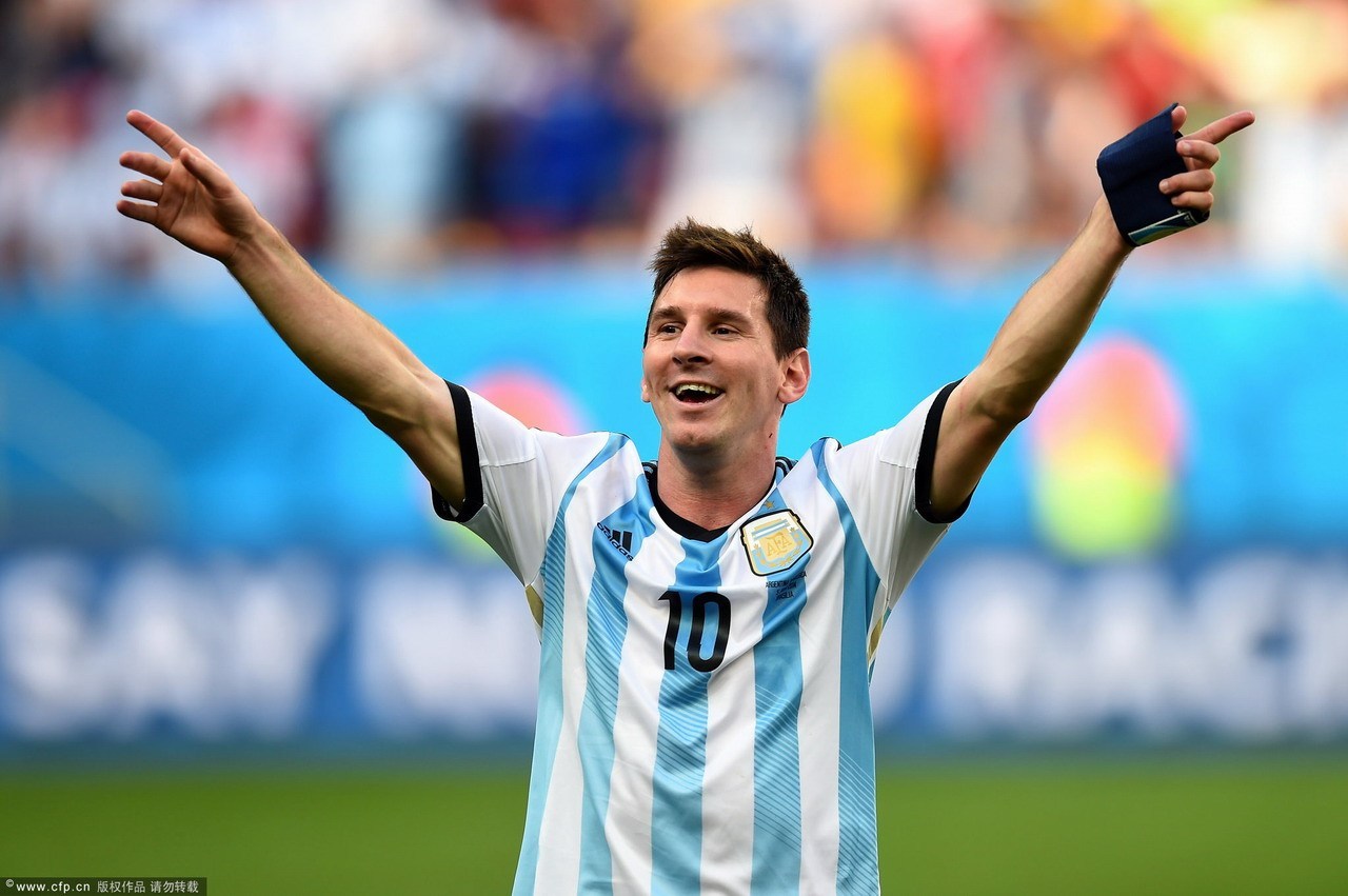 不坐角落，改做“天才”？梁海源创作脱口秀的日日夜夜